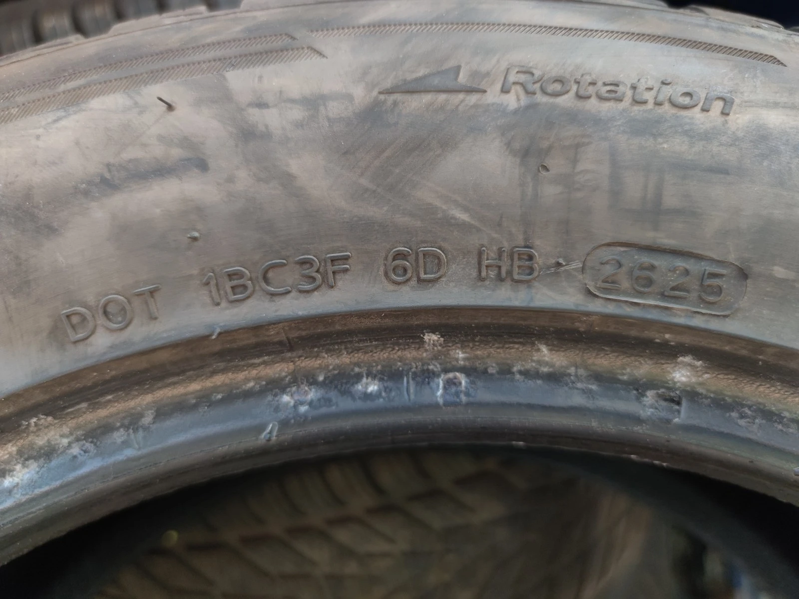 Гуми Зимни 235/55R17, снимка 11 - Гуми и джанти - 56716344