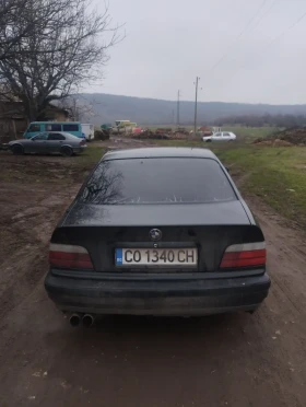 BMW 323, снимка 6