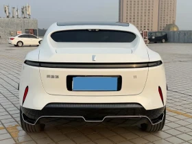 Avatr 11 Tri-Laser AWD Luxury Edition, снимка 5