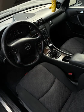 Mercedes-Benz C 200, снимка 6