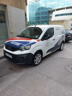 Обява за продажба на Peugeot Partner Собствен лизинг ~17 280 лв. - изображение 1 | Auto.bg Обява за продажба на Peugeot Partner Собствен лизинг ~17 280 лв. - изображение 1
