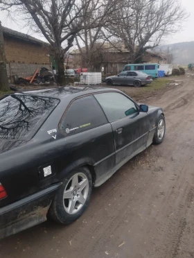 BMW 323 - 1800 € / 3520.49 лв. - 40504579 5