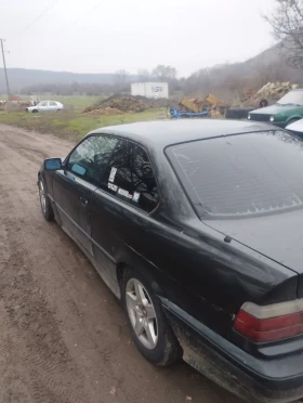 BMW 323 - 1800 € / 3520.49 лв. - 40504579 4