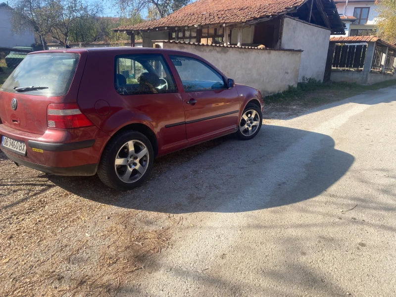 VW Golf 1.9тди 110коня, снимка 1 - Автомобили и джипове - 47112101