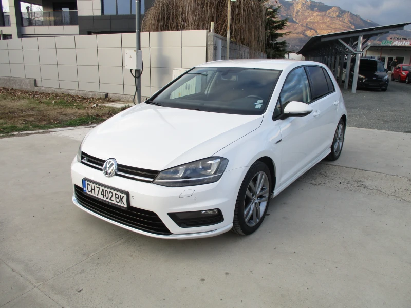 VW Golf 1.6/ДИЗЕЛ/110кс./R-Line/КАТО НОВА/, снимка 8 - Автомобили и джипове - 48335943