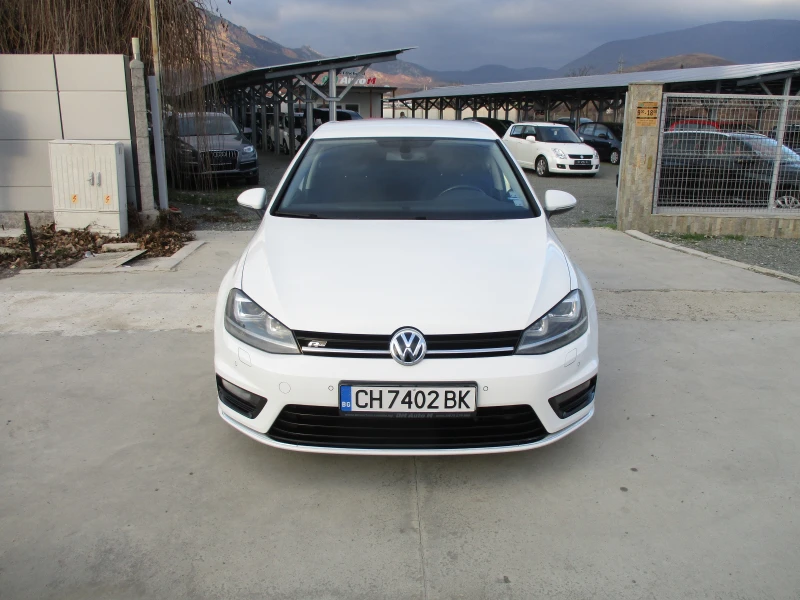 VW Golf 1.6/ДИЗЕЛ/110кс./R-Line/КАТО НОВА/, снимка 1 - Автомобили и джипове - 48335943