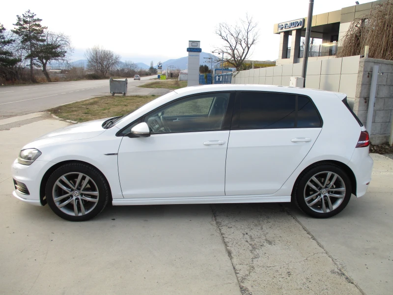 VW Golf 1.6/ДИЗЕЛ/110кс./R-Line/КАТО НОВА/, снимка 7 - Автомобили и джипове - 48335943