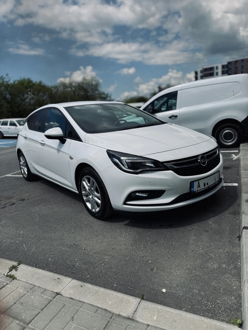 Opel Astra 1.4 Turbo, снимка 2 - Автомобили и джипове - 51917567