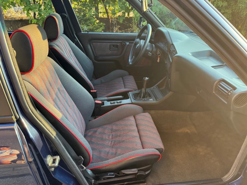 BMW 318, снимка 10 - Автомобили и джипове - 51001216