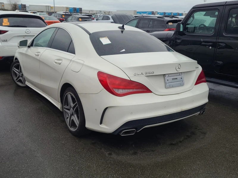 Mercedes-Benz CLA 250 4MATIC* AMG-pkg* Подгрев* Пано* Камера* Мъртва зон, снимка 4 - Автомобили и джипове - 52317826