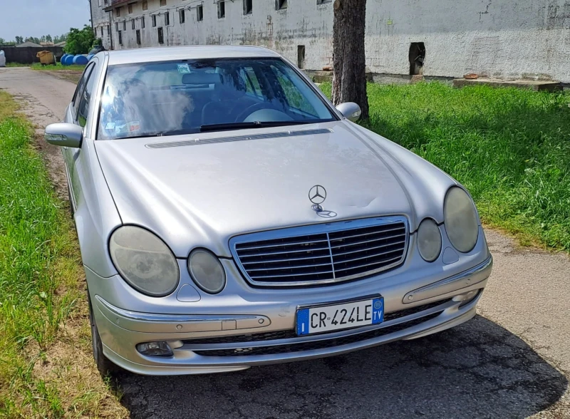 Mercedes-Benz E 320, снимка 3 - Автомобили и джипове - 53098434