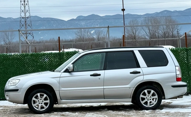 Subaru Forester 2.0i AVTOMAT* FACELIFT, снимка 4 - Автомобили и джипове - 53100723