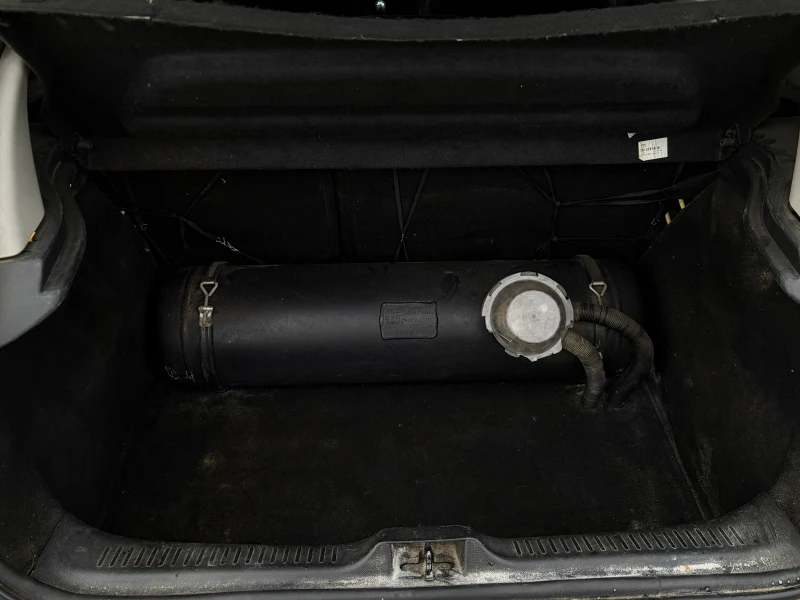 Renault Clio 1.2i LPG, снимка 15 - Автомобили и джипове - 53180989