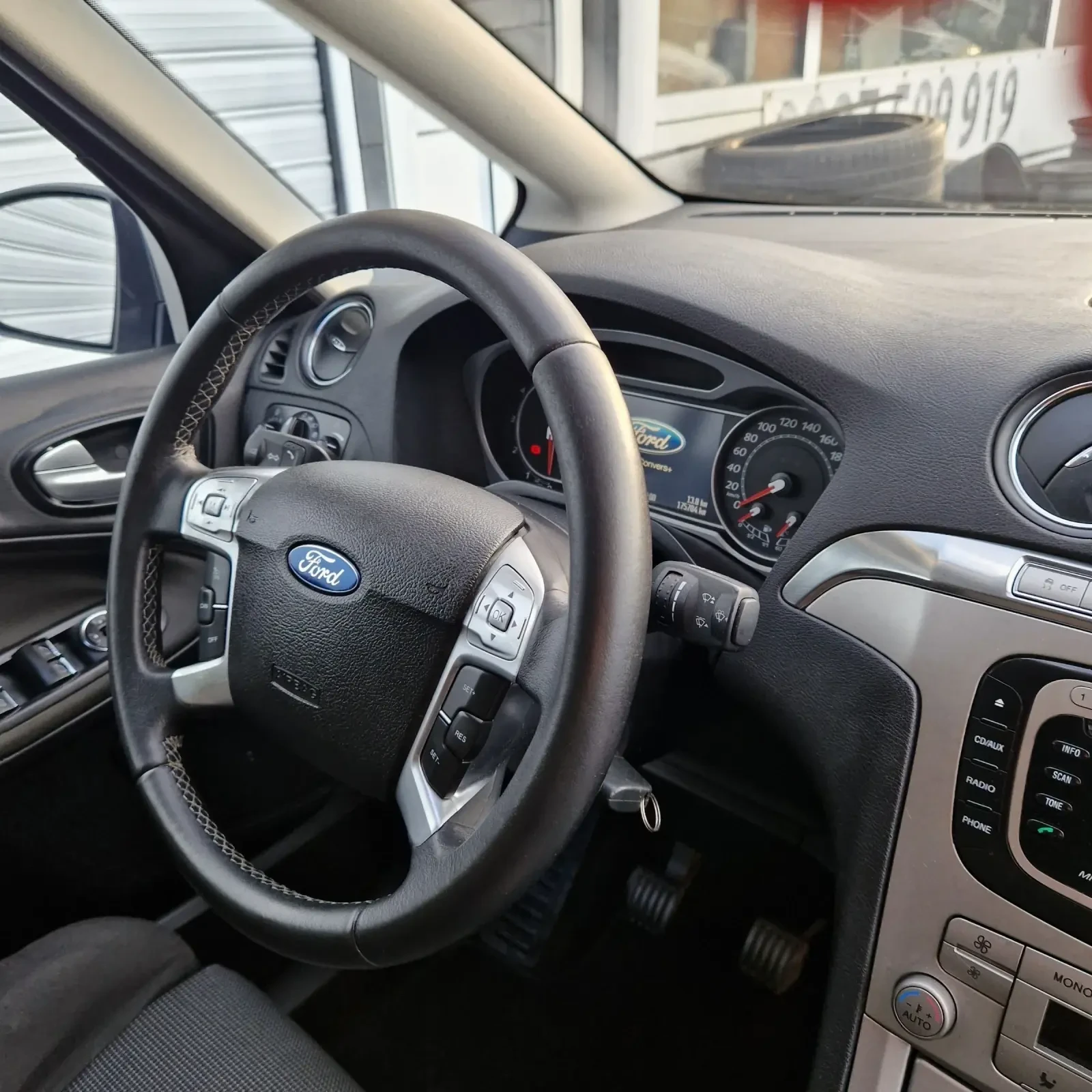 Ford S-Max 2.0tdci 7места - изображение 9