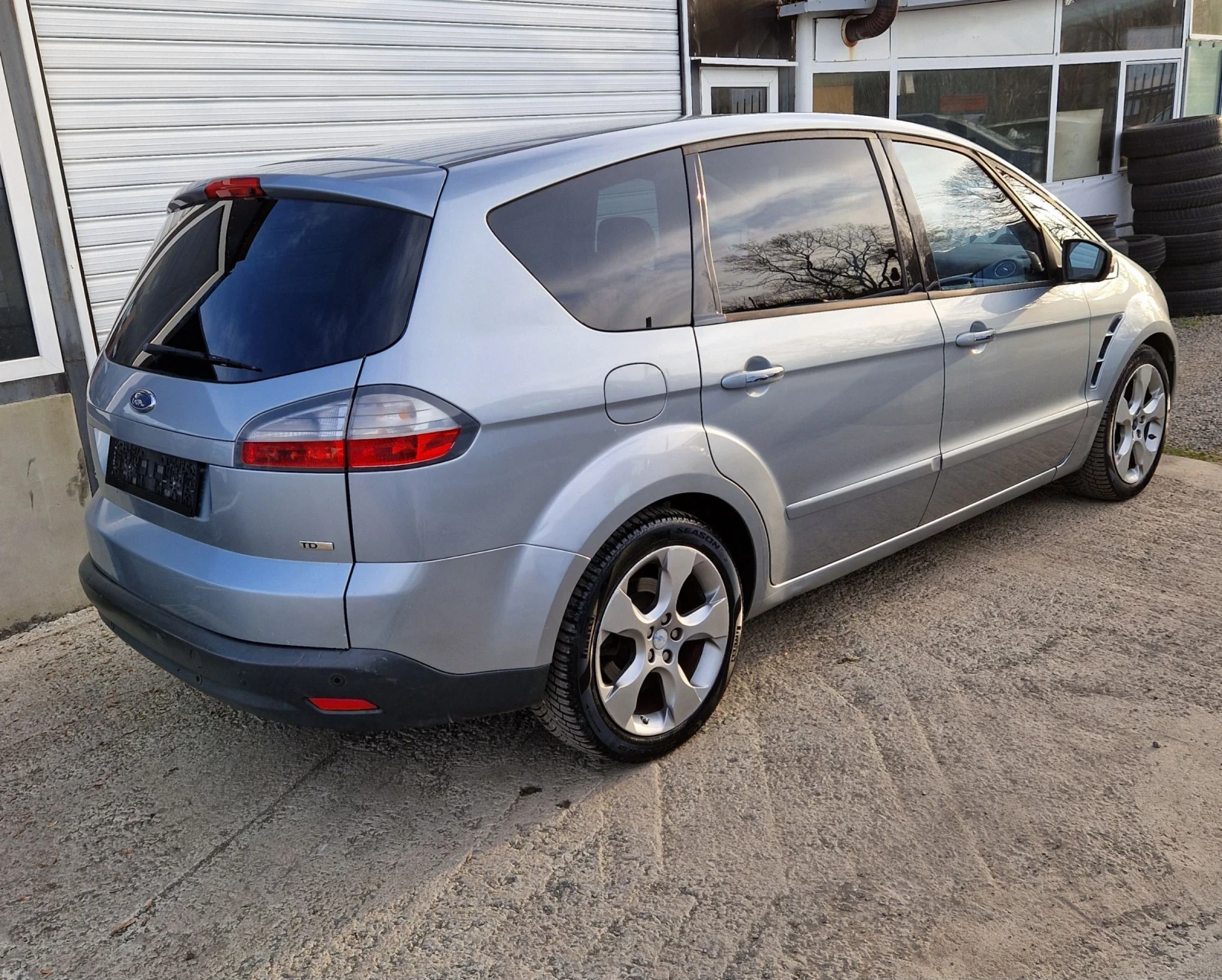 Ford S-Max 2.0tdci 7места - изображение 4