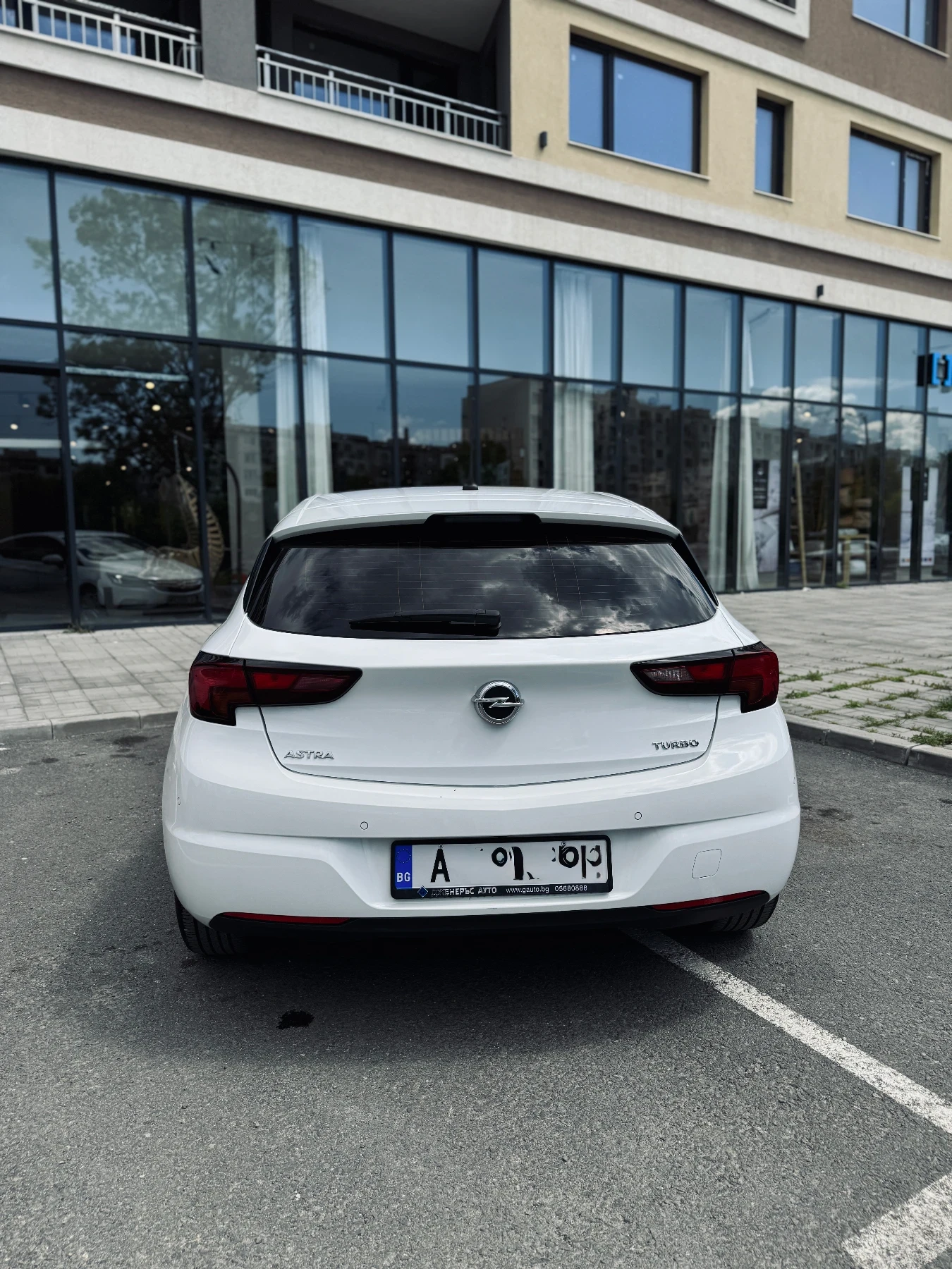 Opel Astra 1.4 Turbo - изображение 5