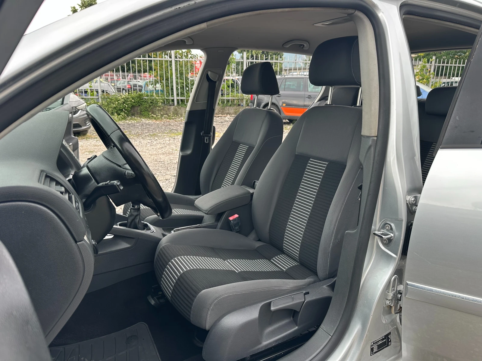 VW Golf 1.9TDI 90kc - изображение 9