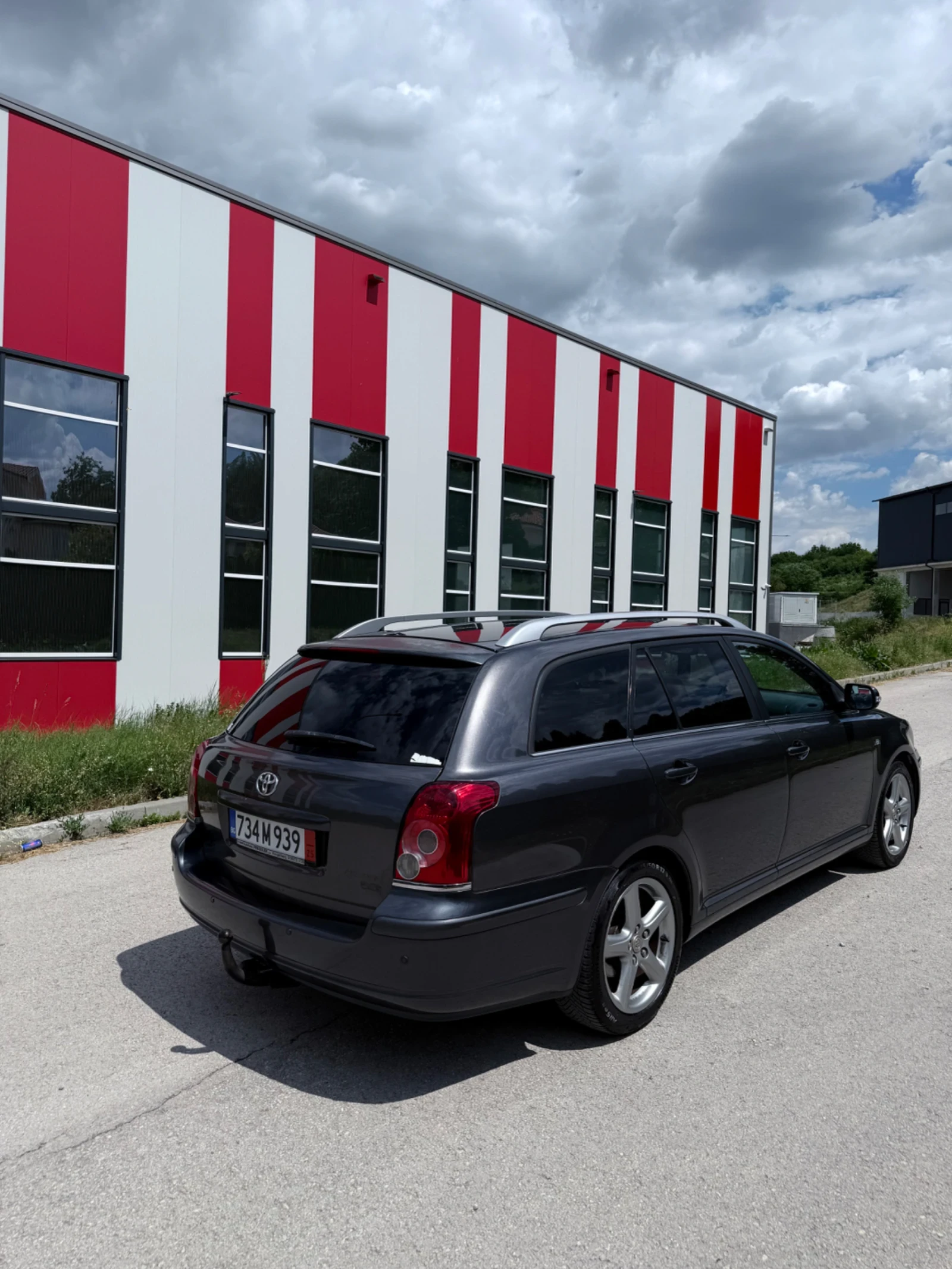 Toyota Avensis 2.2D-Cat - изображение 5