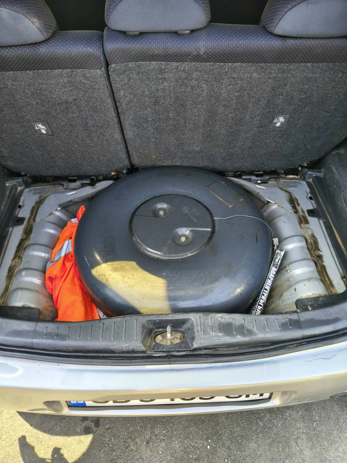 Daihatsu Sirion GAS BENZIN - изображение 8