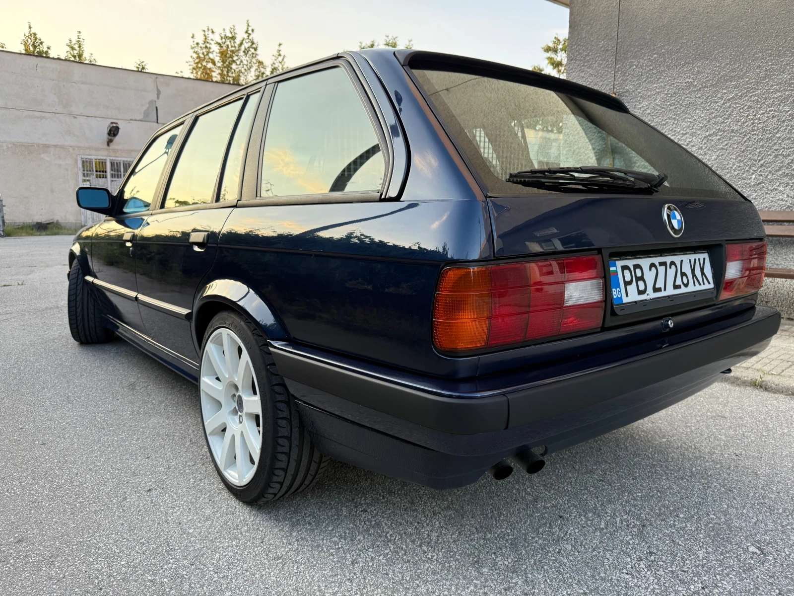 BMW 318  - изображение 3