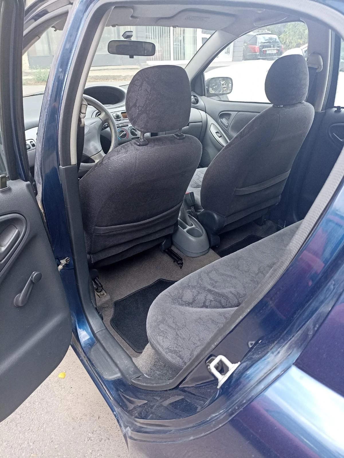 Toyota Yaris 1.4 D-4D - изображение 6