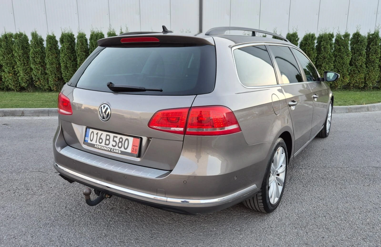 VW Passat 2.0 TDI 140 к.с. DSG - изображение 6