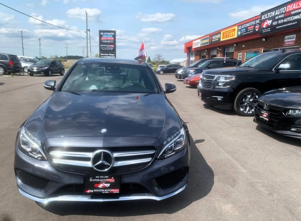 Mercedes-Benz C 300 4MATIC * * CARFAX * * АВТОКРЕДИТ * *  - изображение 3