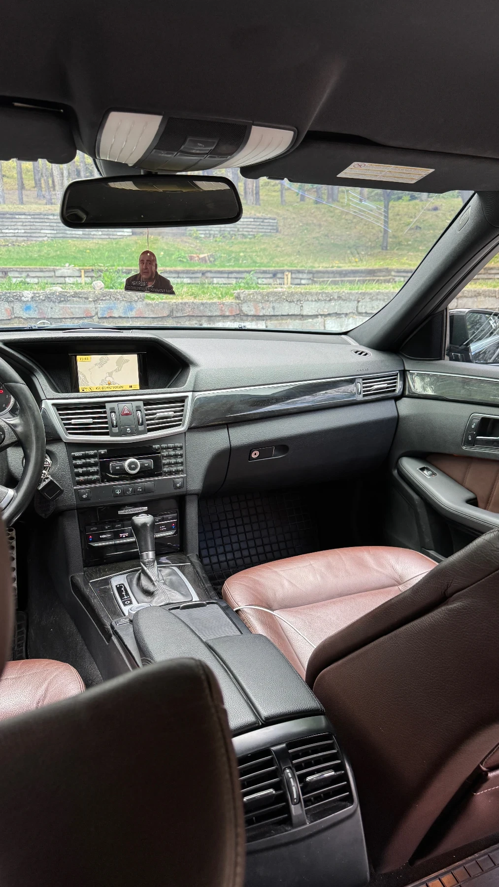 Mercedes-Benz E 220  - изображение 10