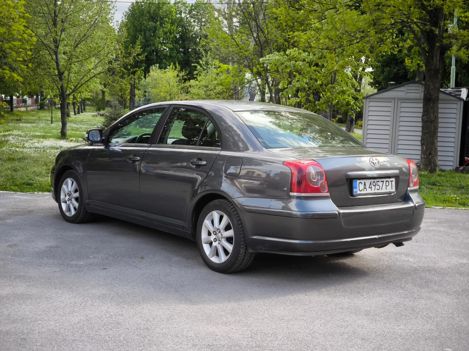 Toyota Avensis D-4D 125 к.с., снимка 4 - Автомобили и джипове - 54400166