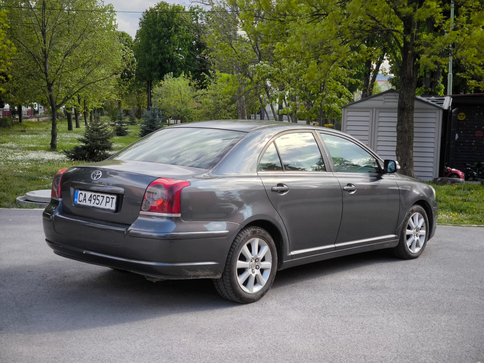 Toyota Avensis D-4D 125 к.с., снимка 3 - Автомобили и джипове - 54400166