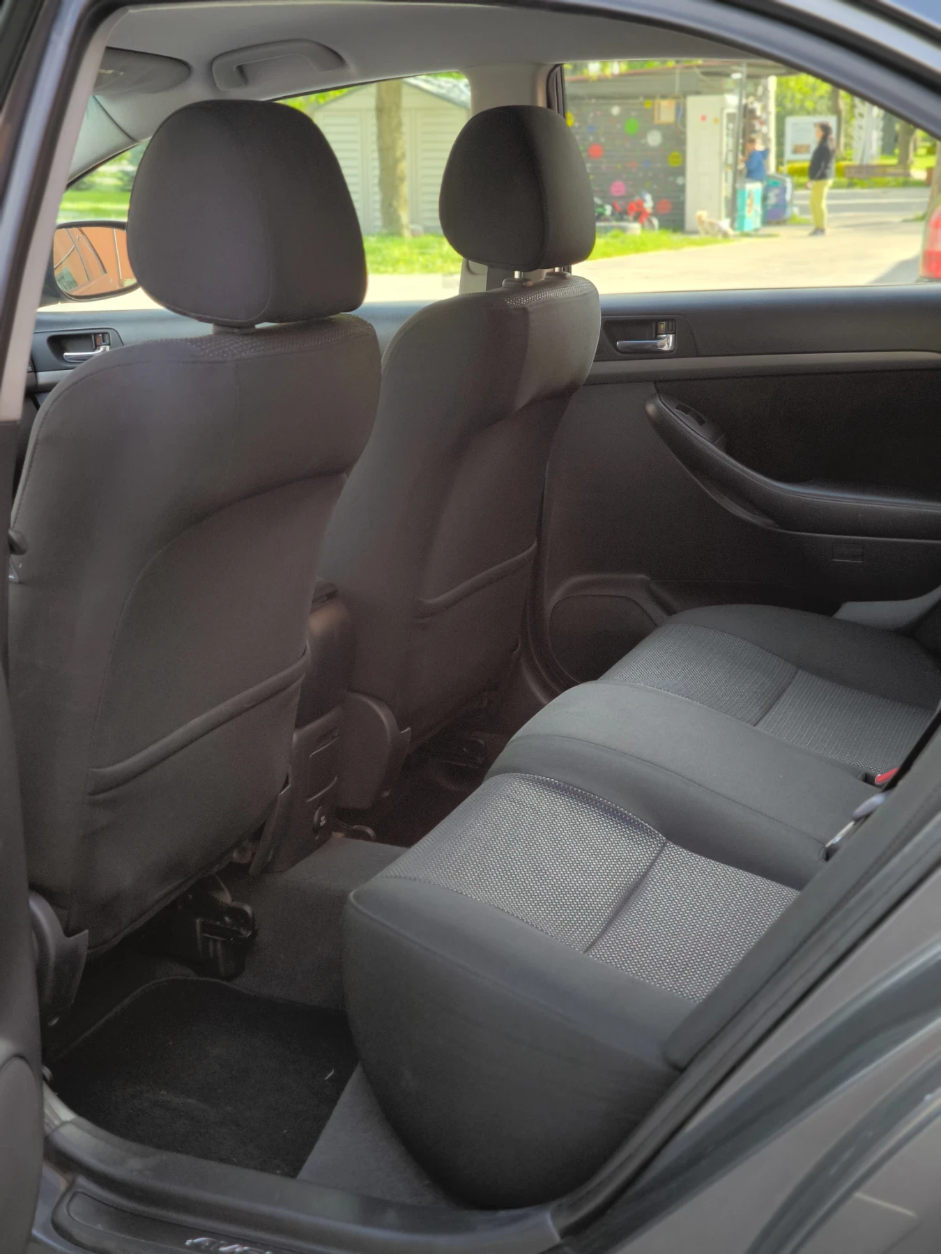 Toyota Avensis D-4D 125 к.с., снимка 13 - Автомобили и джипове - 54400166