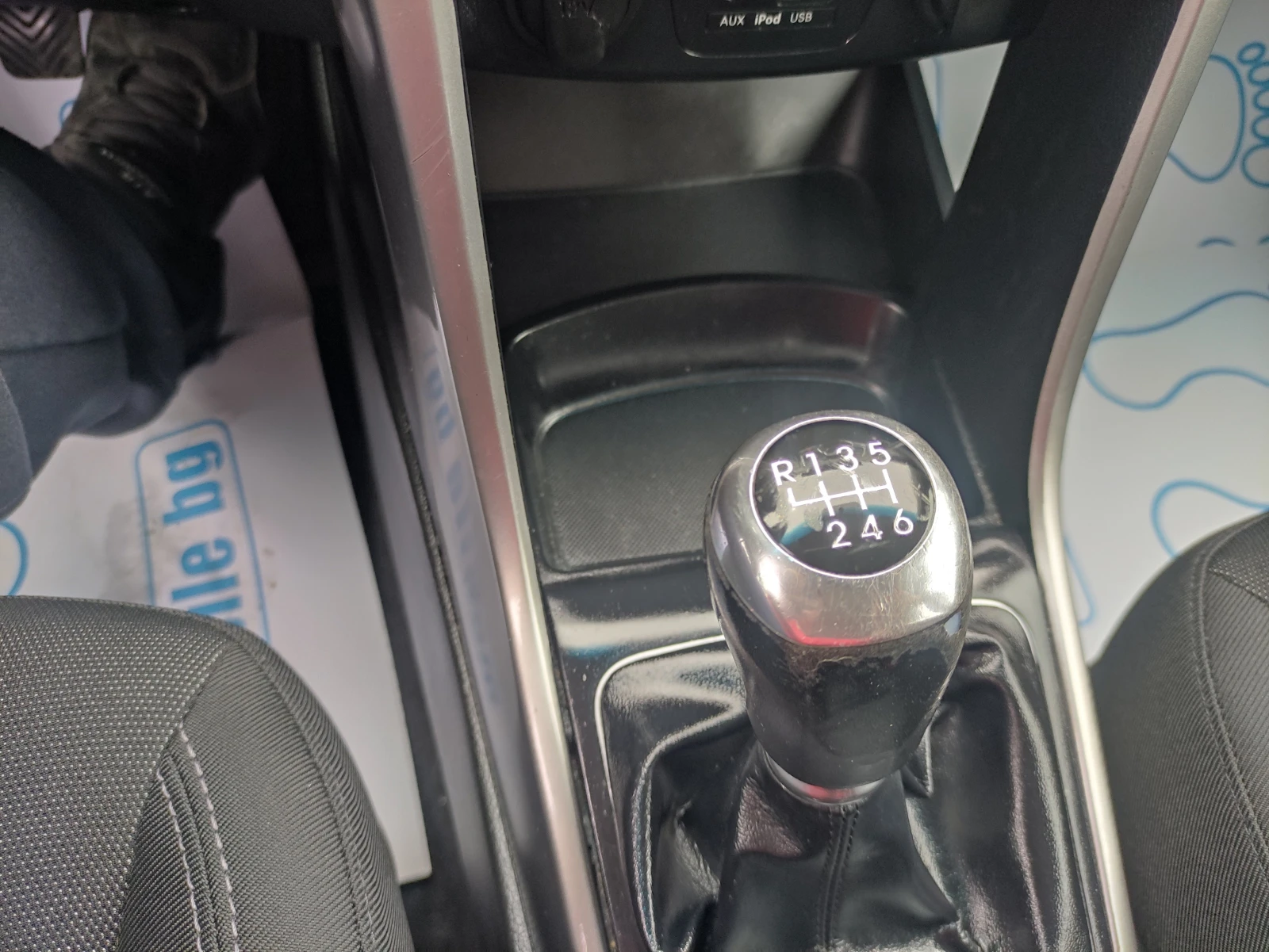Hyundai I30 1.4 като нов 6ск . 108000км, снимка 11 - Автомобили и джипове - 54480978