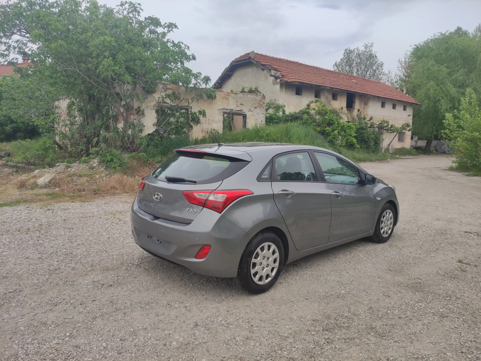 Hyundai I30 1.4 като нов 6ск . 108000км, снимка 4 - Автомобили и джипове - 54480978