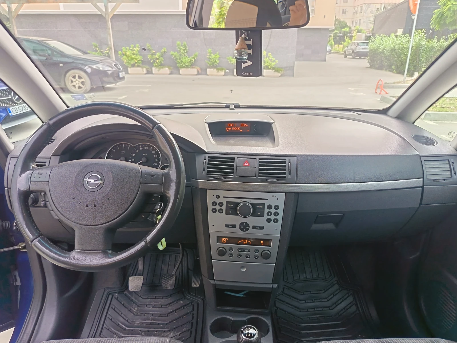 Opel Meriva 1.7cdti, снимка 10 - Автомобили и джипове - 55015200