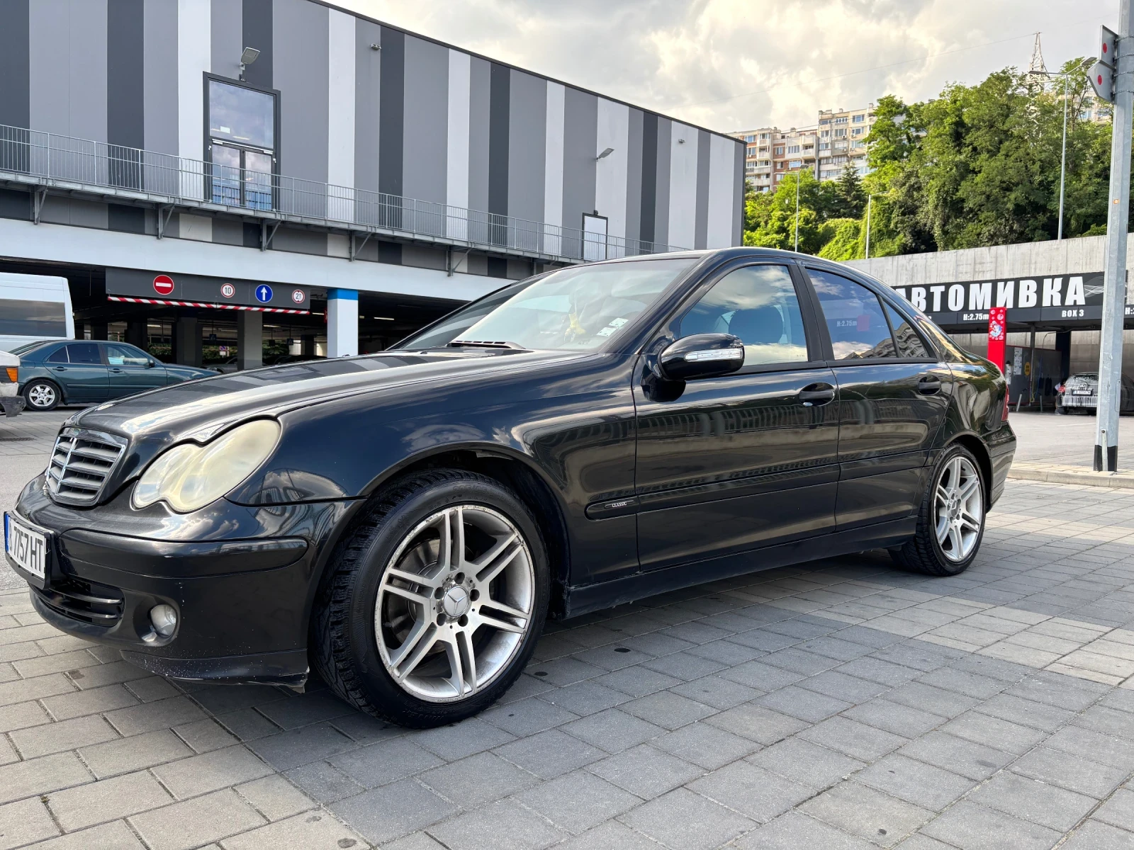 Mercedes-Benz C 200, снимка 2 - Автомобили и джипове - 55283422