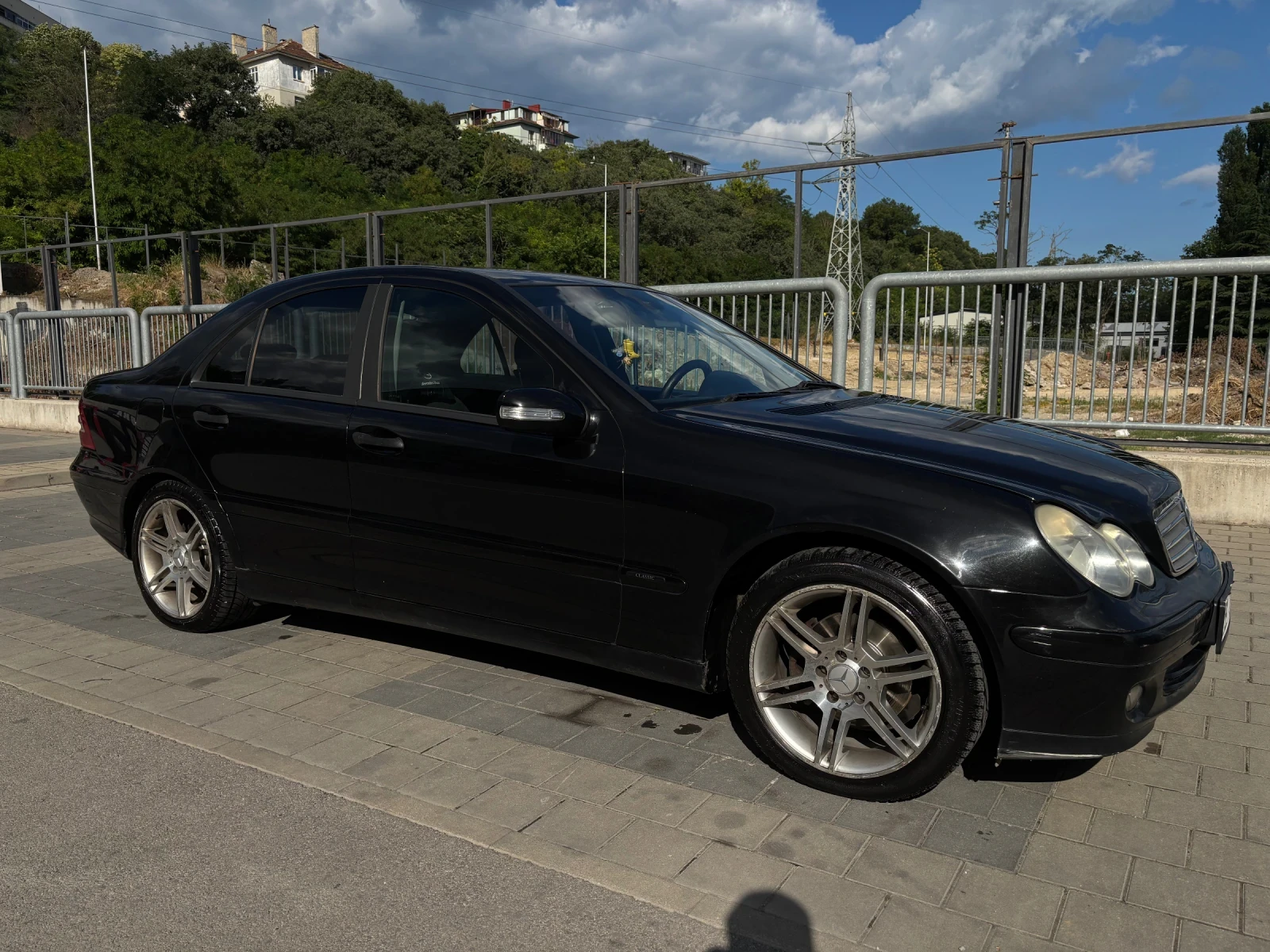 Mercedes-Benz C 200, снимка 3 - Автомобили и джипове - 55283422