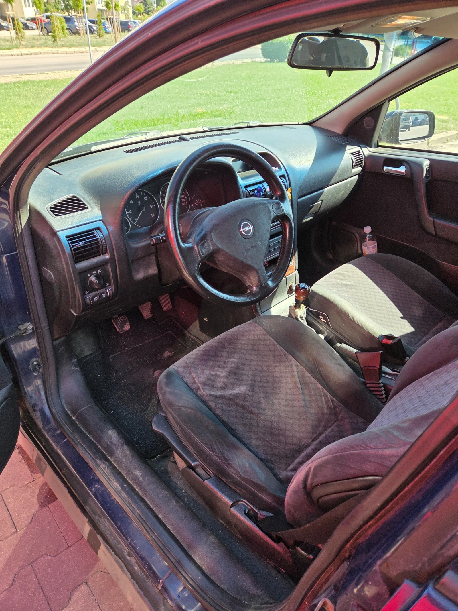 Opel Astra, снимка 2 - Автомобили и джипове - 55695538