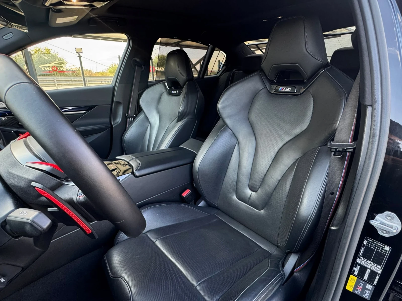 BMW M5 G90 * B&W* Carbon* Ultimate , снимка 8 - Автомобили и джипове - 56228394