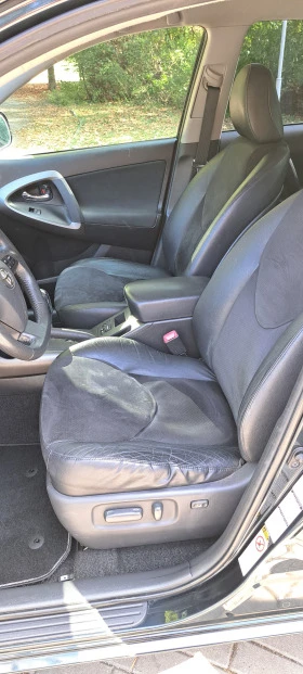 Toyota Rav4 2.2 D-CAT Crossover, снимка 16