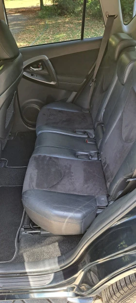 Toyota Rav4 2.2 D-CAT Crossover, снимка 15