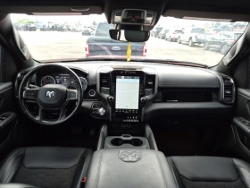 Dodge RAM 1500  Sport / ПЪРВИ СОБСТВЕНИК / БЕЗ ИНЦИДЕНТИ , снимка 2