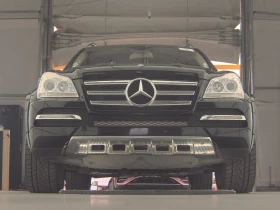 Обява за продажба на Mercedes-Benz GL 500 AMG* HARMAN* 7МЕСТА* ОБДУХ* ПАНО* KEYLESS* ПАМЕТ ~23 500 лв. - изображение 4