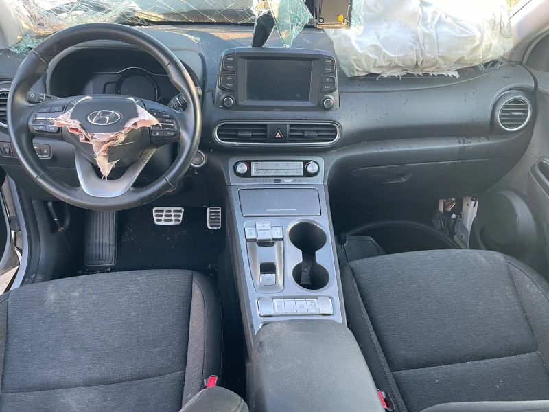 Hyundai Kona EV, снимка 8 - Автомобили и джипове - 48640723