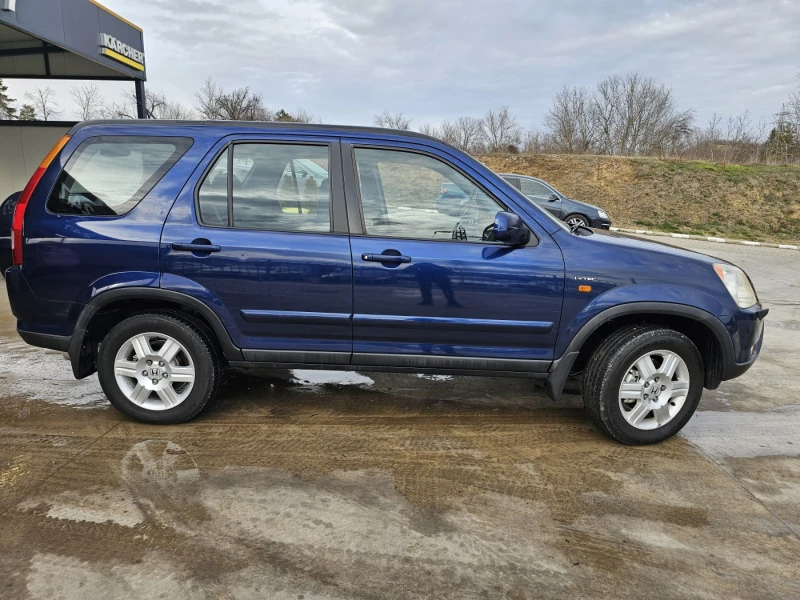 Honda Cr-v 2.0 i-Vitec, снимка 4 - Автомобили и джипове - 48814502