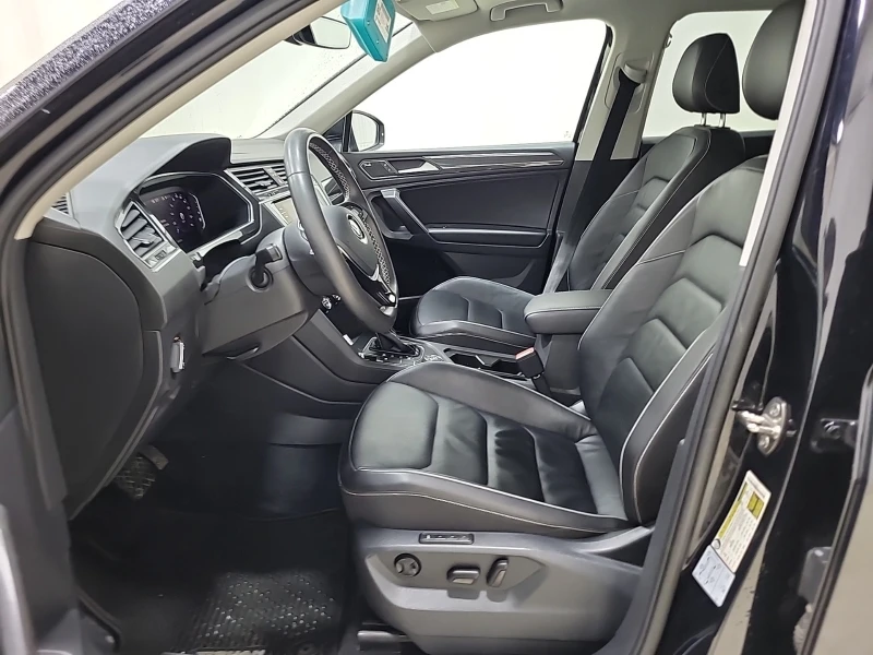 VW Tiguan * * CARFAX * * АВТО КРЕДИТ * * , снимка 15 - Автомобили и джипове - 53054644