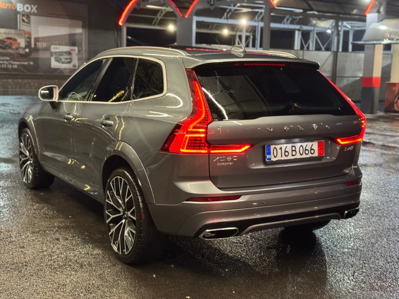 Volvo XC60 2.0D AWD R-design* FULL, снимка 3 - Автомобили и джипове - 53124904