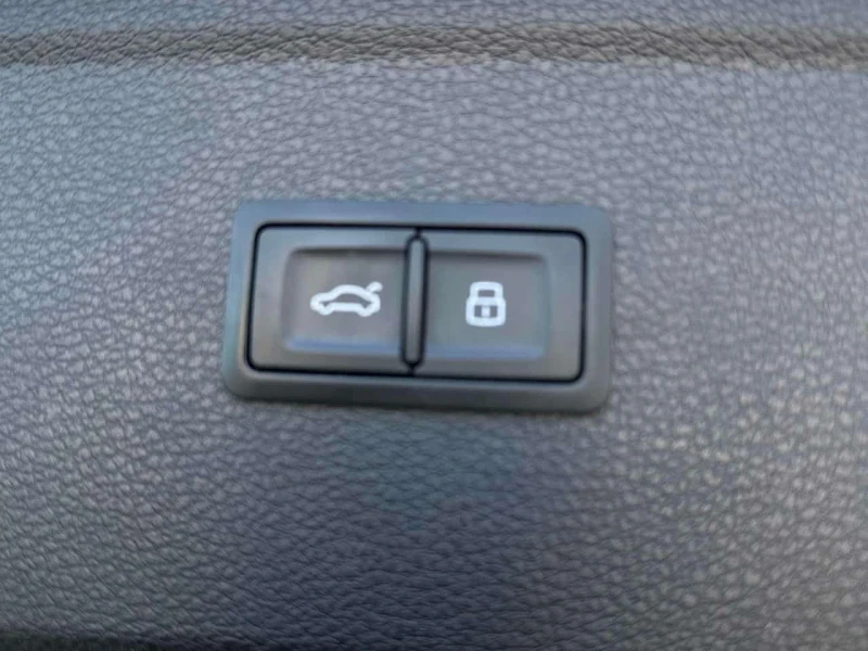 Audi Q5 Progressiv | Quattro | PANO | ПОДГРЕВИ | KEYLESS, снимка 11 - Автомобили и джипове - 53568121