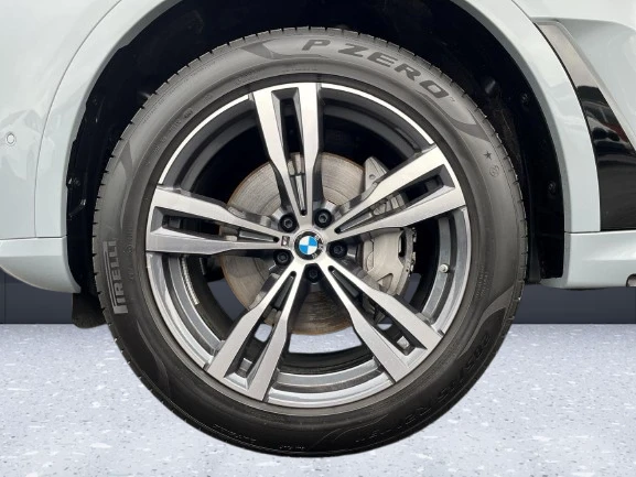 BMW X7 40i xDrive = M-Sport = Shadow Line Гаранция - изображение 5