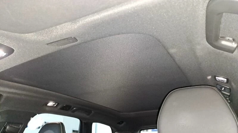 Volvo XC60 2.0D AWD R-design* FULL, снимка 13 - Автомобили и джипове - 53124904