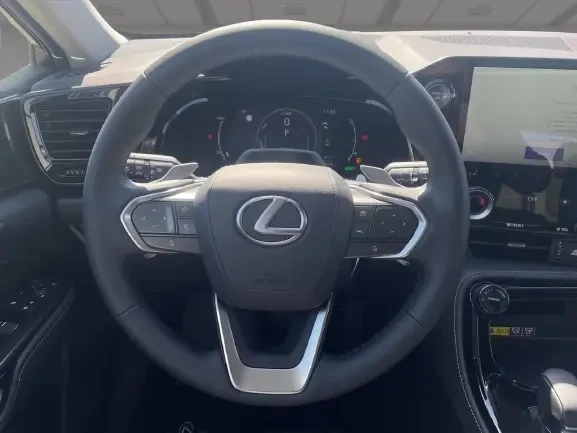 Lexus NX 450 h+ Executive = NEW = Гаранция, снимка 9 - Автомобили и джипове - 55070925